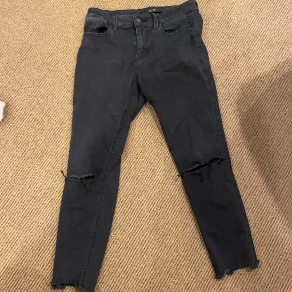 Joe’s black distressed cropped jeans